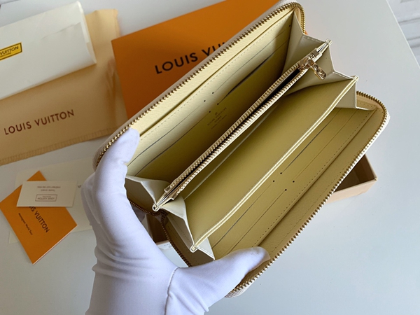 LVコピーウォレット細部ディテール